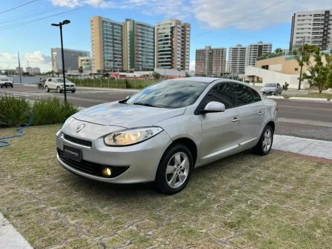 Renault Fluence Sed. Dynamique 2.0 16V Flex Mec. 2013
