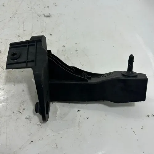 Suporte Filtro De Ar Motor Ram 3500 2500 2022 2023