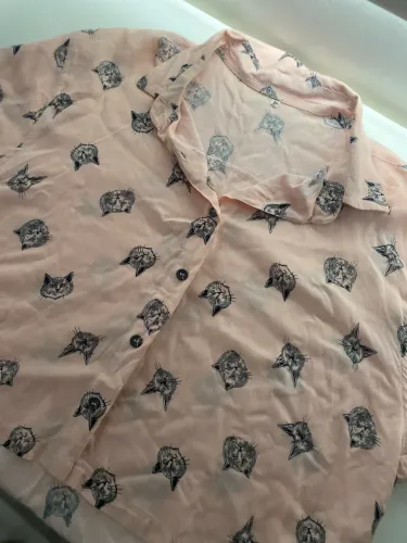 camiseta feminina gatos P