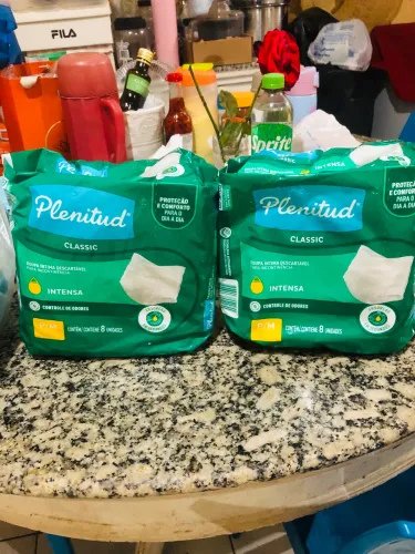 Fraldas descartáveis geriátricas