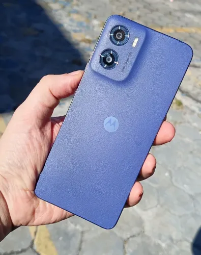 Motorola G05 128 GB bem conservado
