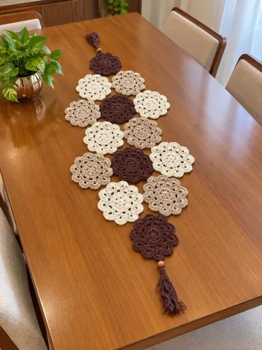 Trilho de Mesa Crochê
