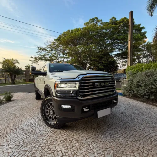 Ram 3500 Limited Longhorn 6.7 TB CD Diesel 2022