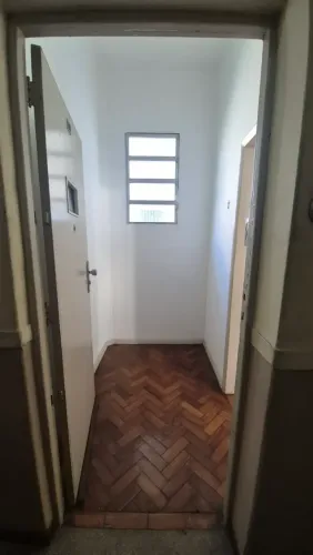 Imóvel para aluguel possui 80 metros quadrados com 2 quartos em Centro - Rio de Janeiro -