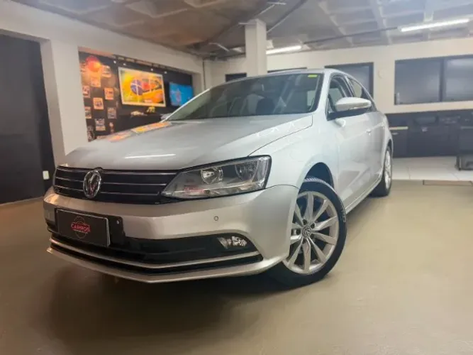 Volkswagen Jetta Comfortline 1.4 TSI 16V 4P Aut. 2016