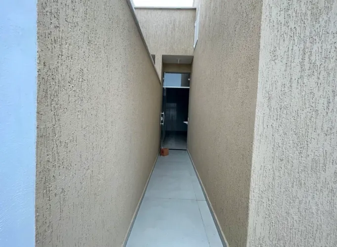Sua Casa Própria no Parque Nanci: Moderna, com 2 Quartos e 2 Vagas por Apenas R$ 330 Mil