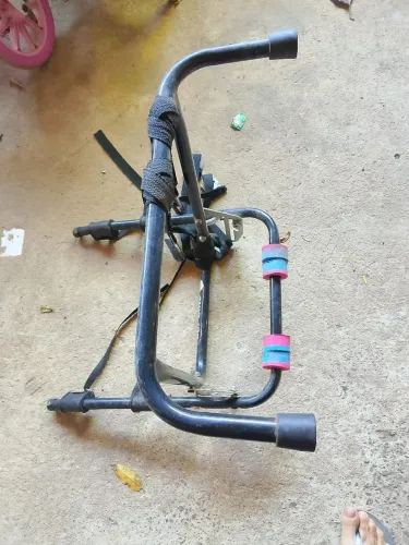 Colocar no porta-malas carro 