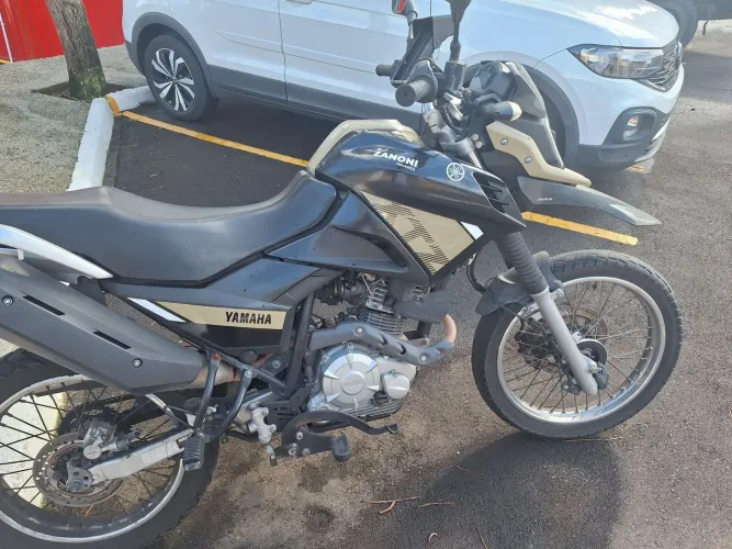 Moto Yamaha 2023