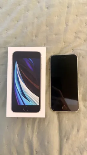 Iphone SE (2020) - Sem cabo