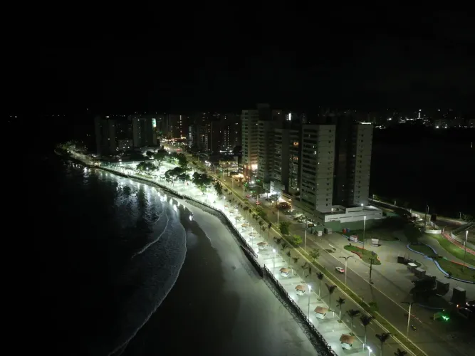 Filmagem e Fotos Aéreas com Drone Profissional em 4K