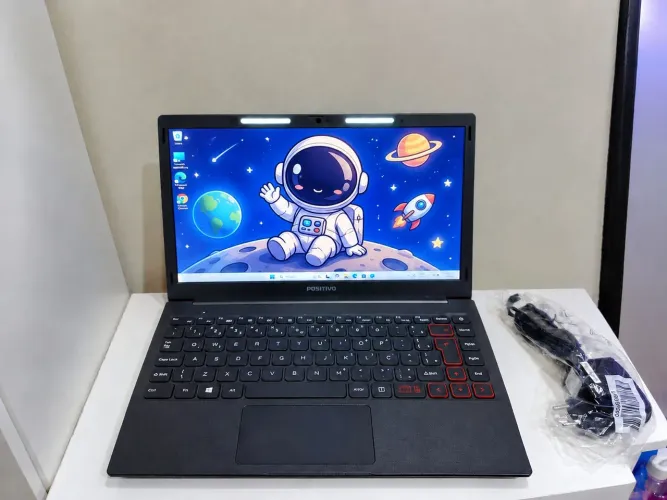 Notebook Vision C14 Ultra slim faço entrega aceito cartão
