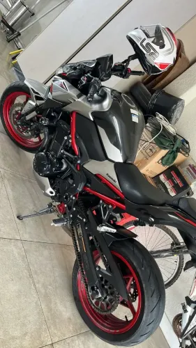 Kawasaki Z 900 2023