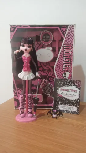 Boneca Monster high Draculaura Creeproduction 2024