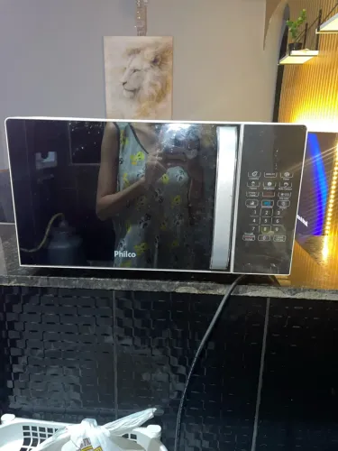 Microondas Philco Conservado R$ 100,00 (não está esquentando)