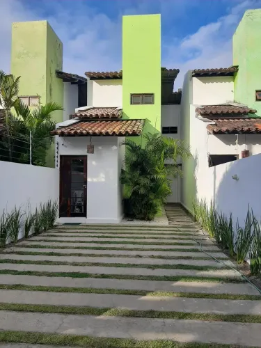 Casa para aluguel tem 170 metros quadrados com 3 quartos