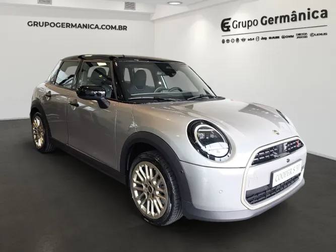 Mini Cooper 2.0 16V Twinpower Gasolina S 4P Steptronic 2026