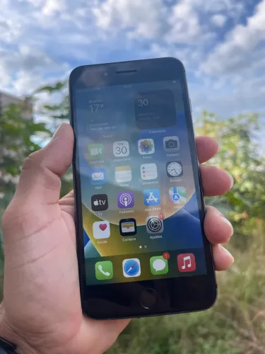 iPhone 8 Plus