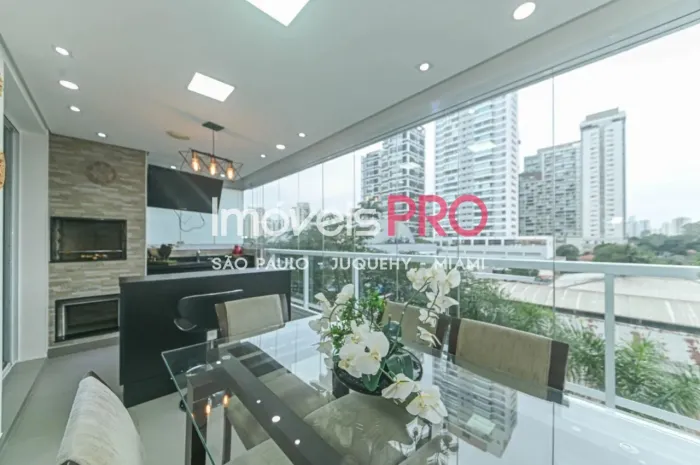 Apartamento 225m² no Brooklin 3 suítes e 4 vagas.