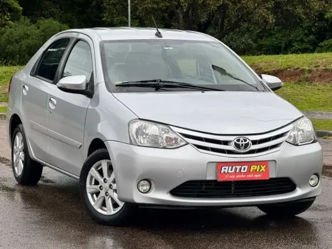 Toyota Etios XLS Sedan 1.5 Flex 16V 4P Aut. 2017