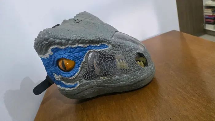 máscara de dinossauro Mattel Jurassic World Velociraptor Blue