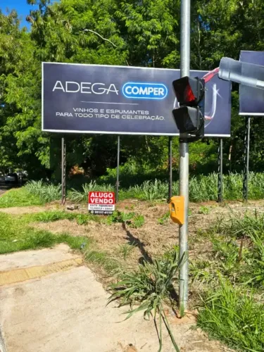 Alugo Vendo Av Ricardo Brandão terreno com 694 m² Frente Comper Itanhangá