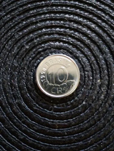 Moeda 10 Cruzeiros Reais 1994 ( escassa )