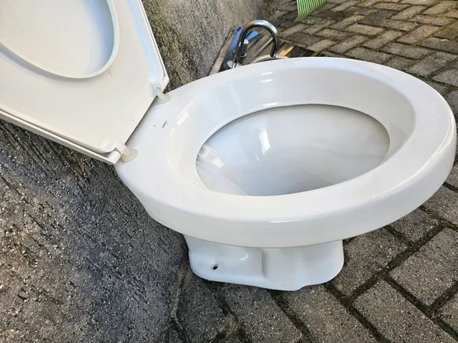 Vaso sanitario privada convencional patente