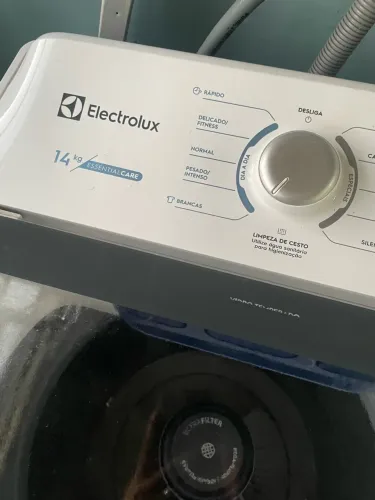 Máquina de Lavar Electrolux Essential Care 14kg Jet&Clean Cesto Inox