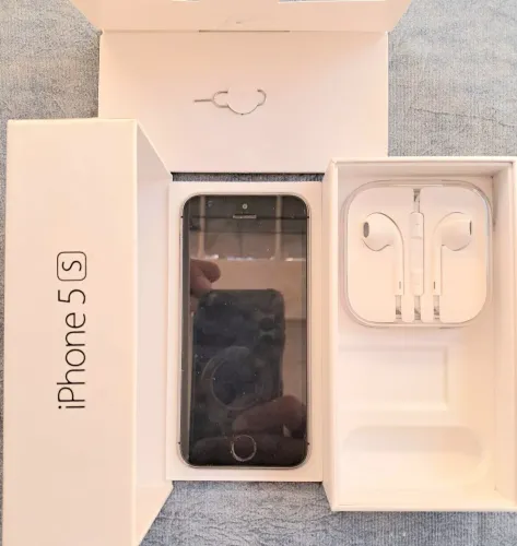 2 iphone retirada peças (5S e 6) 