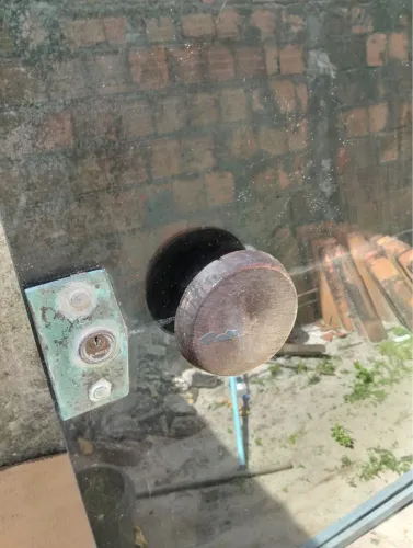 2 portas de vidro