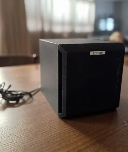 Amplificador  Edifier 