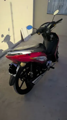 Moto Avelloz Az1 2020/2021