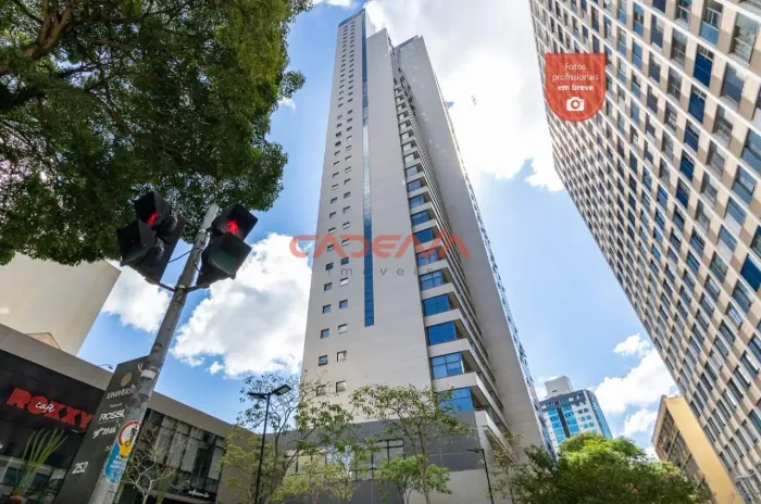 Apartamento com 2 quartos e 1 vaga à venda no Centro