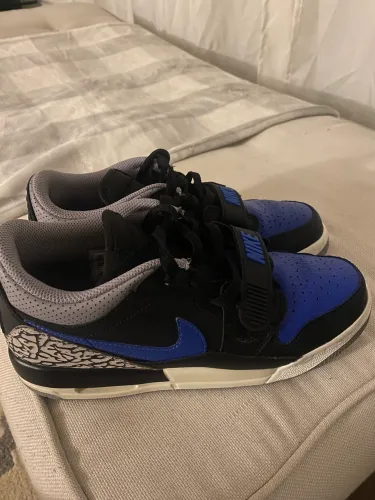 AIR JORDAN LEGACY