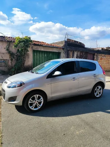 Fiat Palio Attractive 1.0 EVO Fire Flex 8V 5P 2014