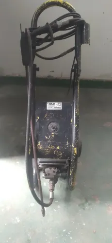Vendo Jato de pressão kasche com mangueira.