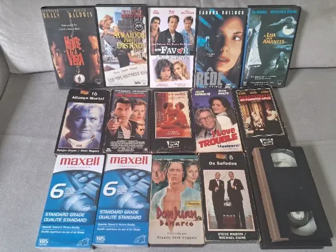 Lote 15 fitas de VHS, 9 originais 4 coleções + 2 virgens