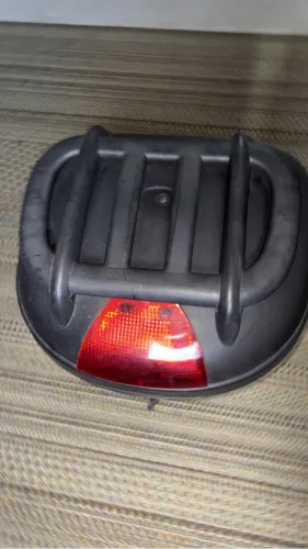 Baú Givi 29L Original com Chave + Suporte