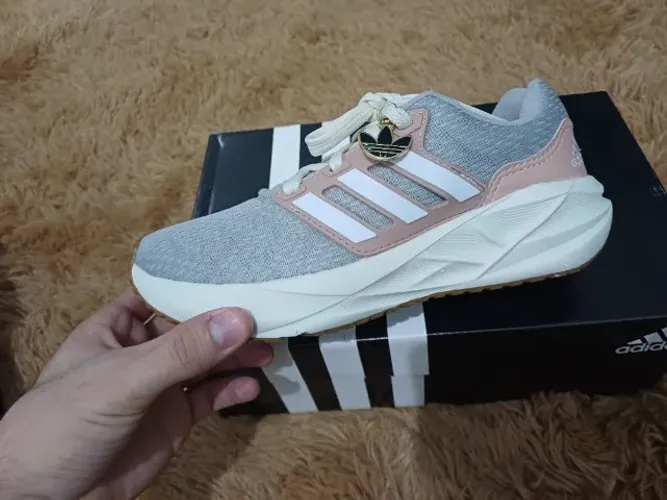 Tênis Feminino Adidas