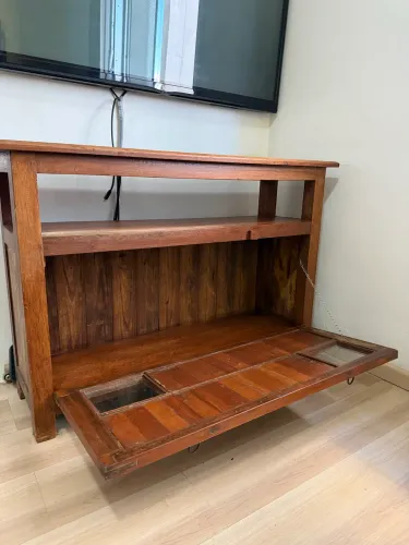 Aparador Rack em Madeira