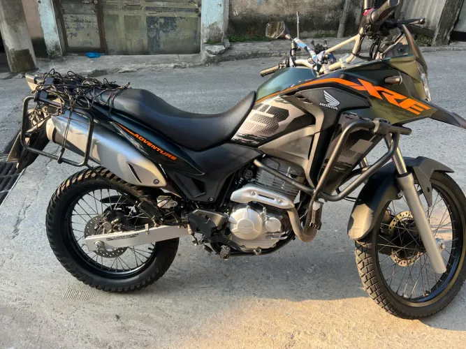 XRE300 adventure único dono