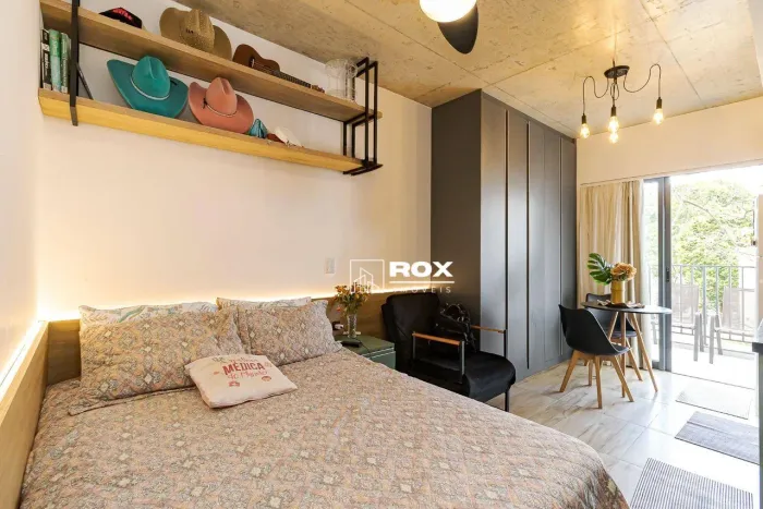 Studio mobiliado com 1 quarto à venda, 26 m² por R$ 450.000 - Rebouças, Curitiba/PR