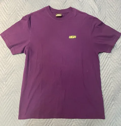 Camiseta HIGH roxa