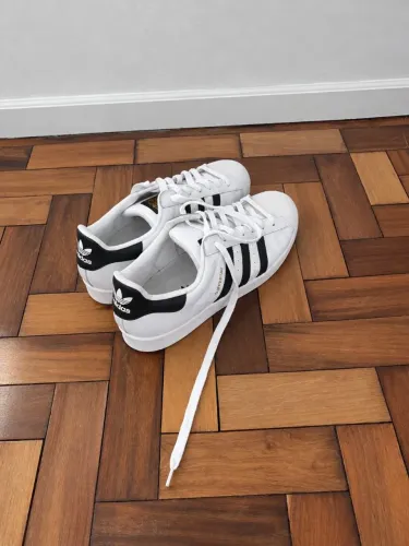 Tênis Adidas Original (Par) 