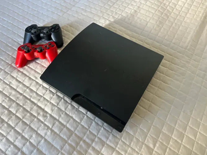 PlayStation 3 Desbloqueado + 3 controles