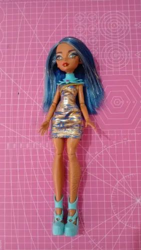 Boneca monster high Cleó de nile budget 