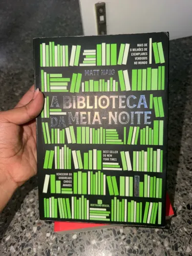 Biblioteca da meia noite livro