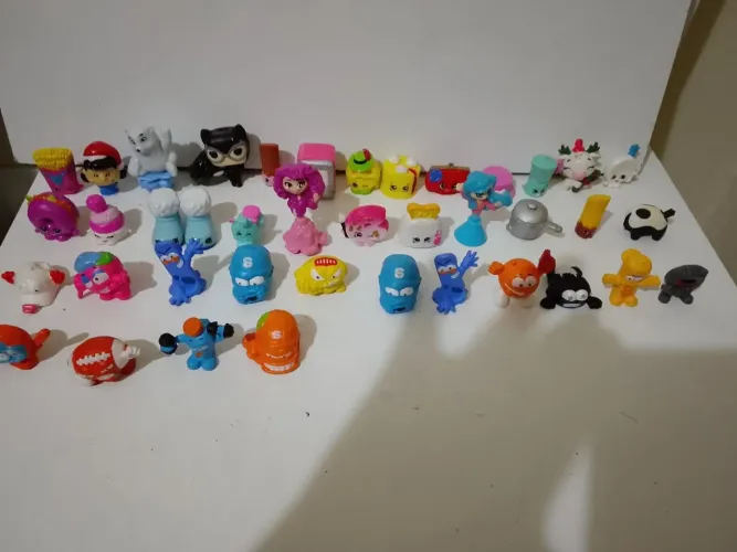 Bonecos shoppiks