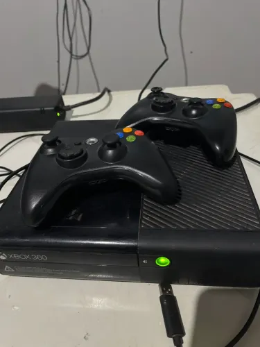 Xbox 360 com desbloqueio RGH