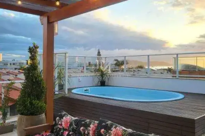 Cobertura Mobiliada com Piscina Privativa e Vista para o Mar  Cachoeira do Bom Jesus | Flo